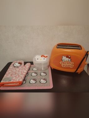 Hello Kitty  Kitchen Set